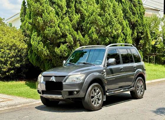 MITSUBISHI PAJERO TR4 2.0 4X2 16V 140CV FLEX 4P AUTOMÁTICO